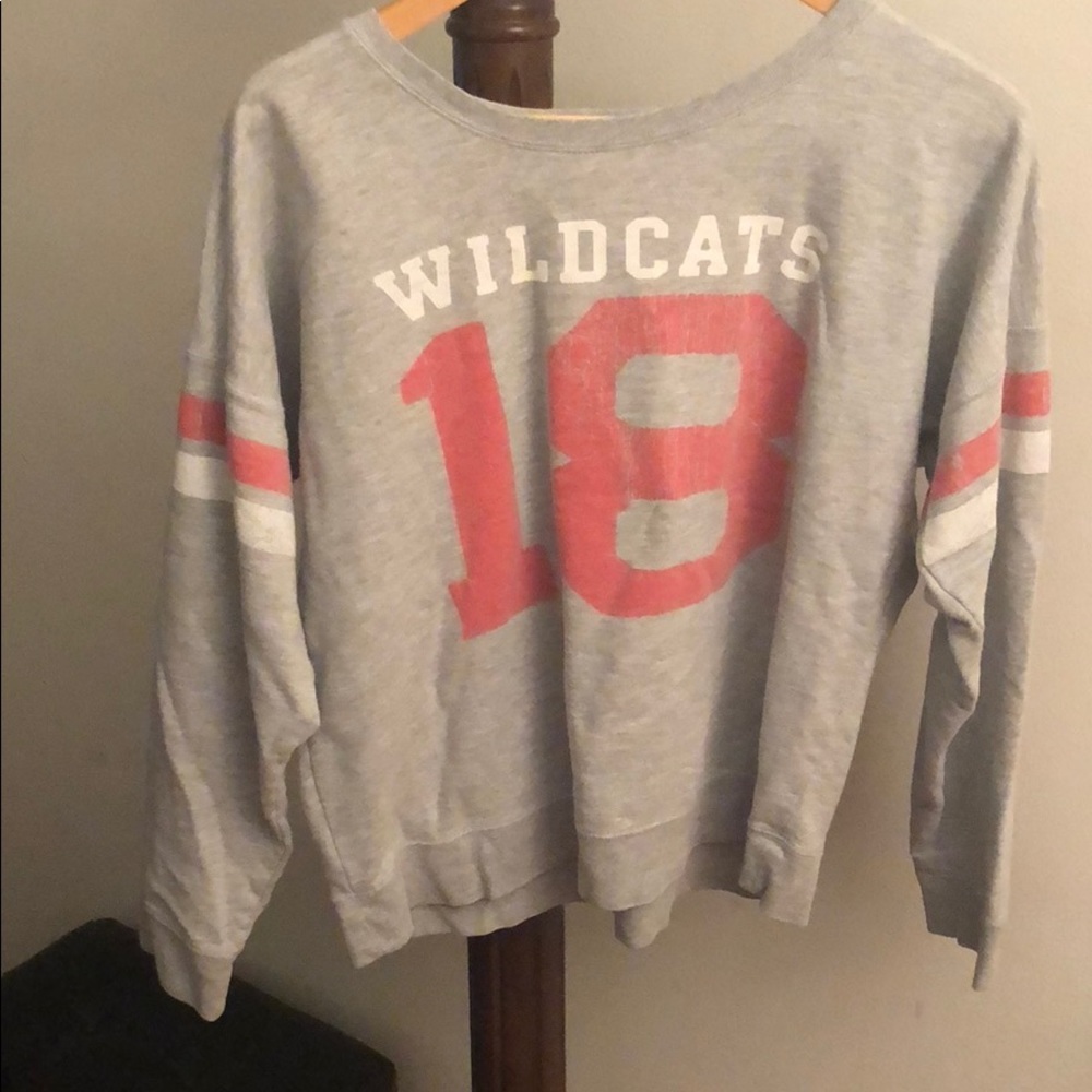 Forever 21 wildcats sweater